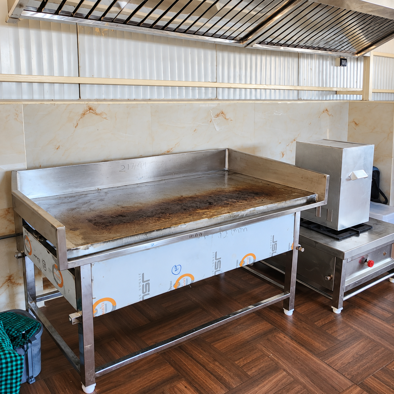 Oasis Living kitchen griddle and cooking equipment