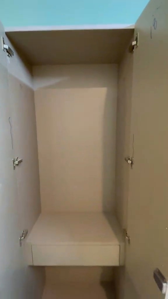 Triple sharing room — wardrobe interior